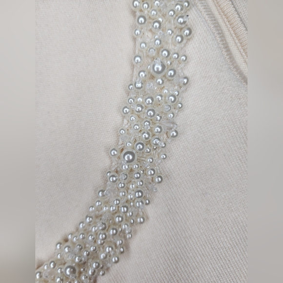 Ann Taylor Cream Ivory Tank Top Cami Pearl Embellished Neckline Cashmere Silk Lg - Picture 2 of 10